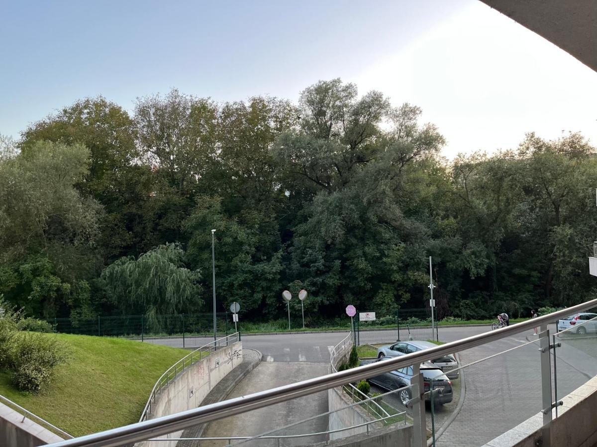 Eclipse Apartment Free Parking Cluj-Napoca Esterno foto